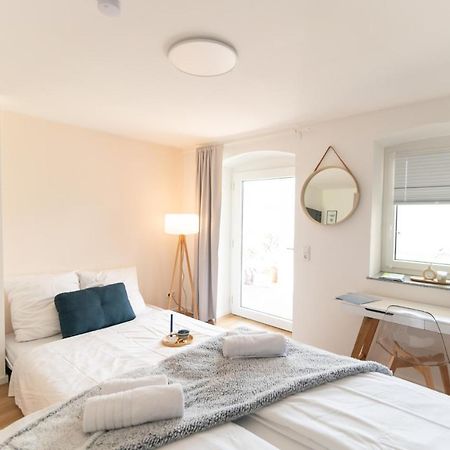 Peter Apartments - Apartment Mit Eigenem Eingang I 30Qm I Zentrale Lage I Bad I Kueche I Terrasse I Tv Фулда Екстериор снимка