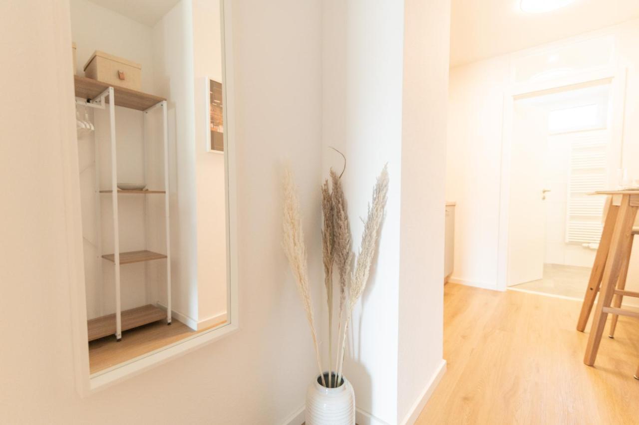 Peter Apartments - Apartment Mit Eigenem Eingang I 30Qm I Zentrale Lage I Bad I Kueche I Terrasse I Tv Фулда Екстериор снимка