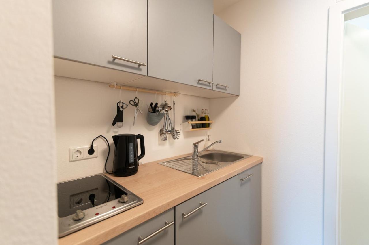 Peter Apartments - Apartment Mit Eigenem Eingang I 30Qm I Zentrale Lage I Bad I Kueche I Terrasse I Tv Фулда Екстериор снимка